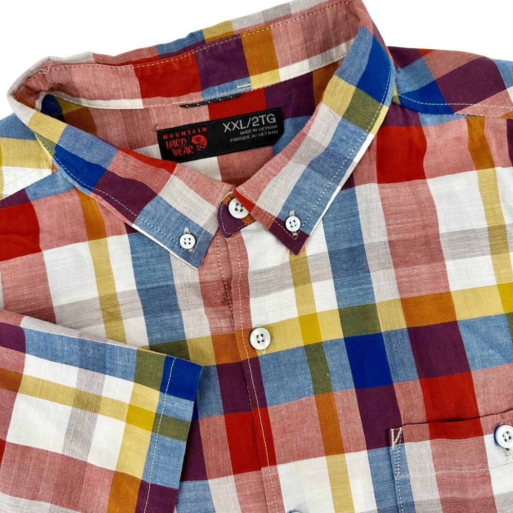 Mountain Hardwear Mens XXL Short Sleeve Red Plaid Button Down Shirt OM7468